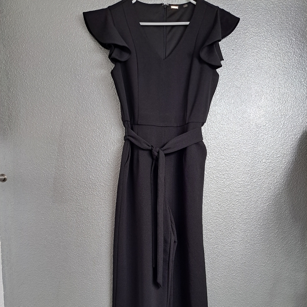 Tahari Black Cropped Jumpsuit With Flutter Sleeves